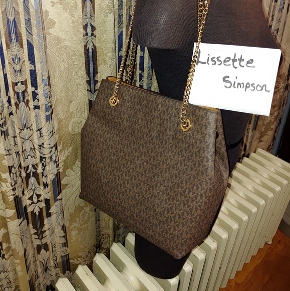 Jet Set Chain Large Shoulder Tote in Brown/Tan - Picture 2 of 8